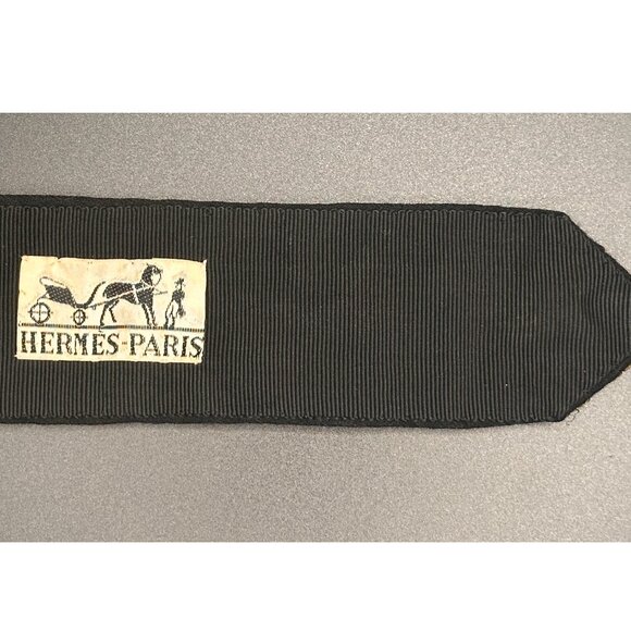 Hermès Paris Vintage Equestrian Silk Embroidered Belt w/ Tassel – Rare Collector main image 5